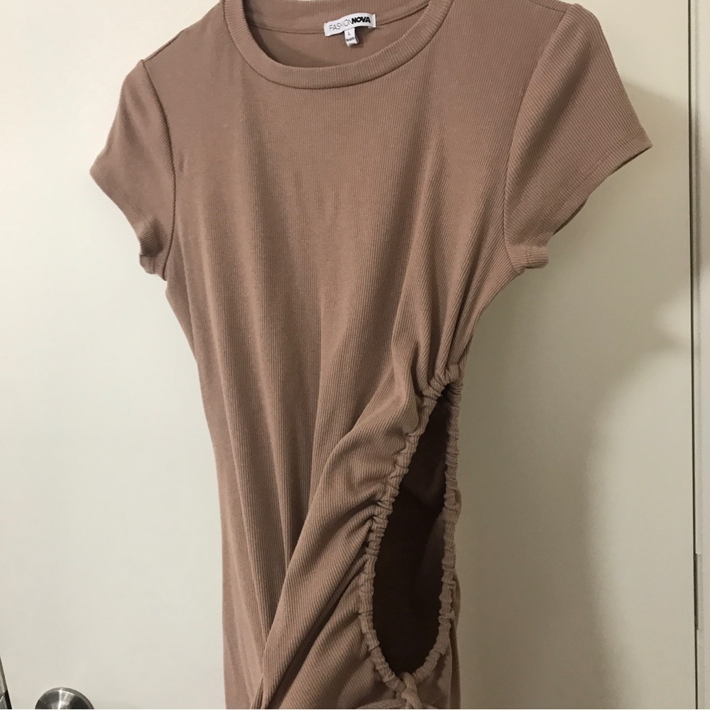 3/$15 Fashion Nova beige ribbed bodycon cutout mini dress - Picture 5 of 10